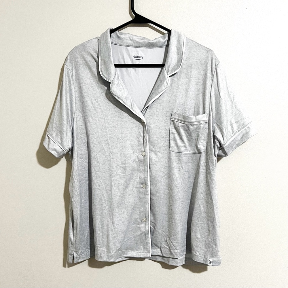 GAP Gray Women's Pajama Top & Bottom Set